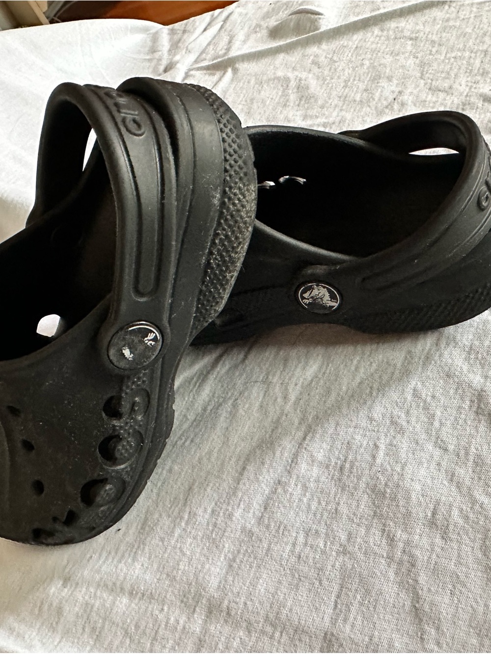 CROCS Classic Clog in Black